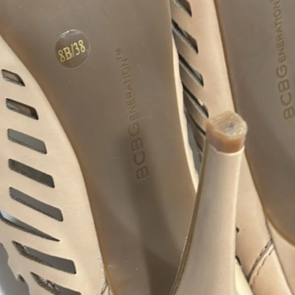 BCBGeneration Women's Elba Mojave Vachetta Beige Tan Stiletto Heels Aztec 8B